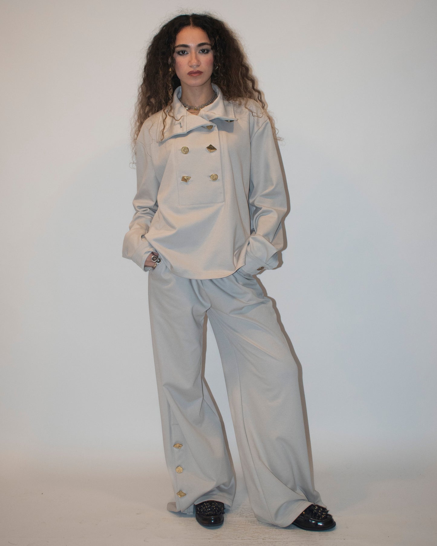 Grey Gold Accent Set